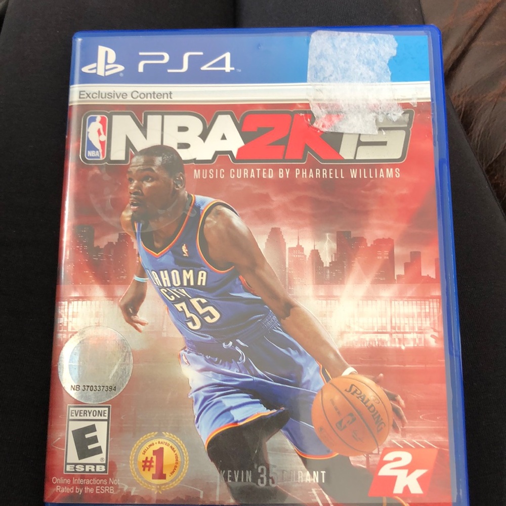 PS4 NBA 2K15 & 2K16 Video games in mint condition